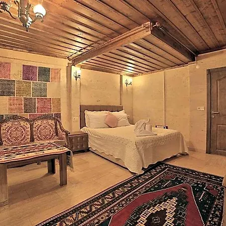 Hotel Cave Rooms&pool 3*