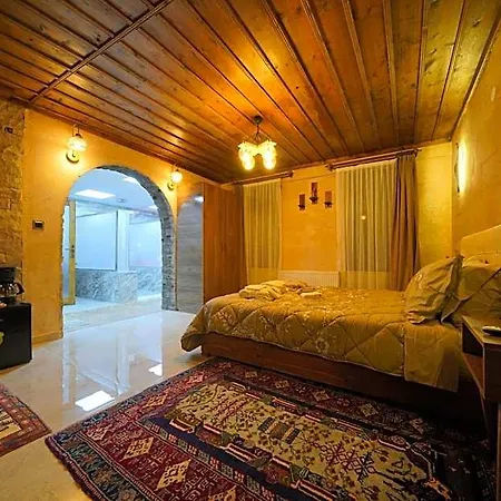 Cave Rooms&pool