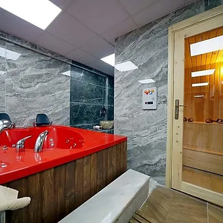 Cave Rooms&pool