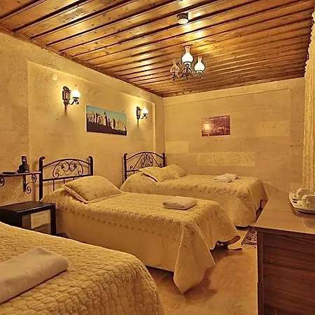 Cave Rooms&pool Hotel Göreme